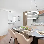 Malu - Im Stadtzentrum, Klima, Smarttv, Netflix, 24h Checkin Apartman