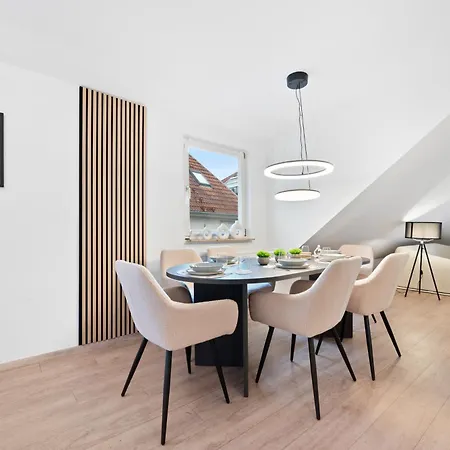 Malu - Im Stadtzentrum, Smarttv, Netflix, 24h Checkin Apartment *
