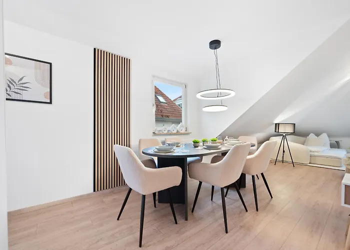 Malu - Im Stadtzentrum, Klima, Smarttv, Netflix, 24h Checkin Appartement *